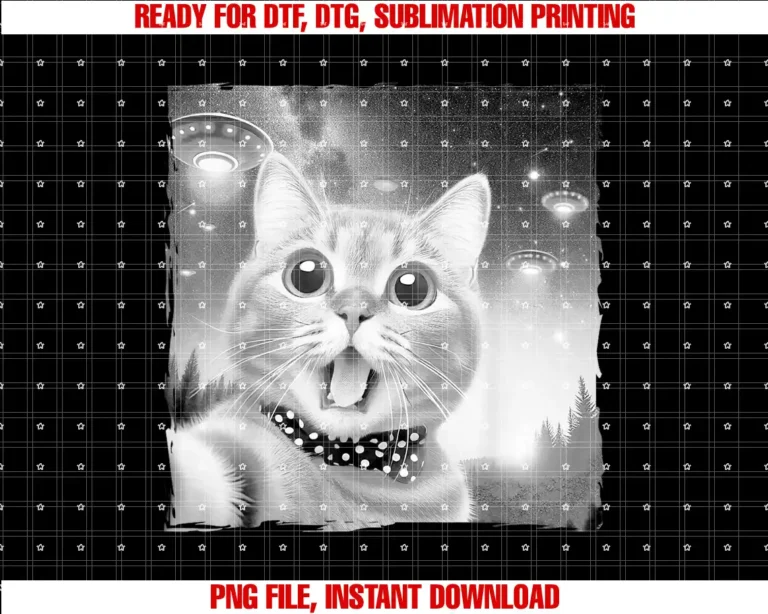 Beautiful Funny DesignFunny Cat Selfie with UFOs Aliens T-shirt