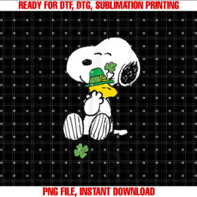 Peanuts St Patricks Snoopy Lucky Charm Clover T-shirt